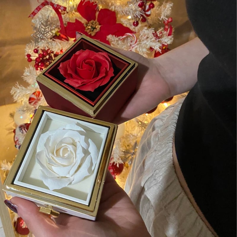 Eternal Rose Box-W/ Hidden Engraving Necklace – EternLuv